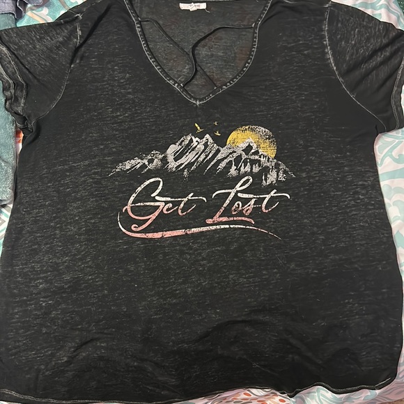 Perfect for wearing anywhere! - Picture 1 of 2